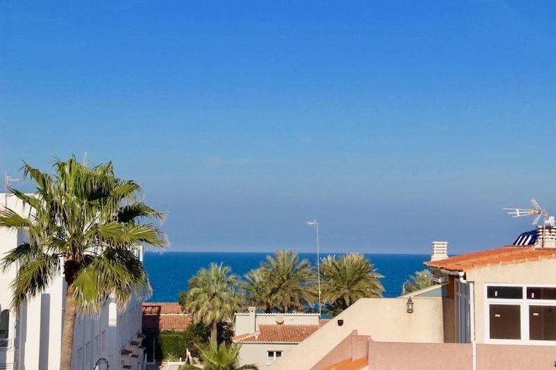 Apartmán Atico Duplex En 1A Linea De Mar Denia Exteriér fotografie